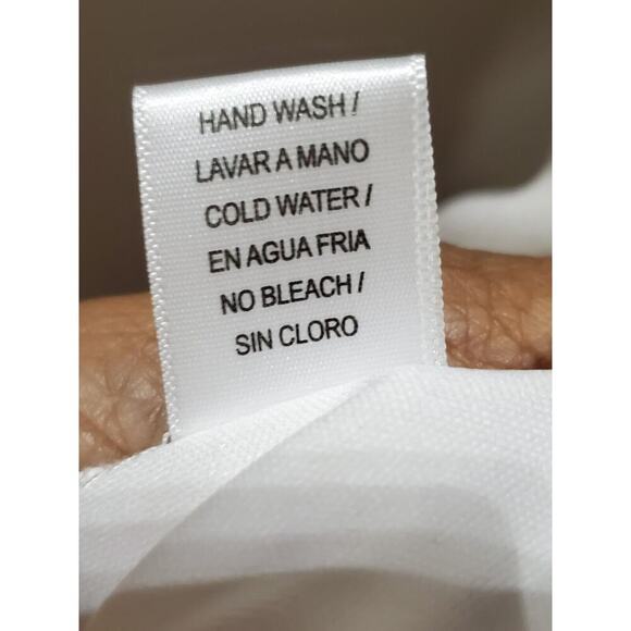 Naif Women's White 100% Rayon Cold Shoulder Long Sleeve Knee Length Dress 2X - Picture 9 of 15